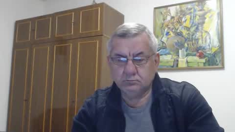 Snapshot of machomale3 chatting on November 7, 4:07 pm Macho online show from November 7, 4:07 pm