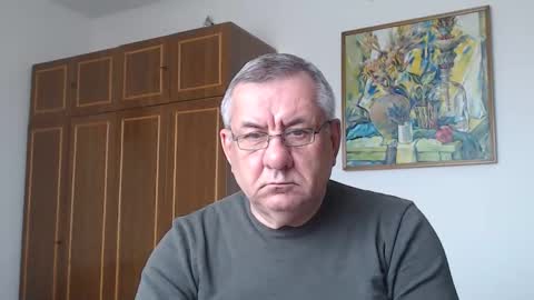 Macho online show from April 30, 12:22 pm