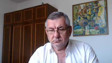 Macho online show from June 14, 1:24 pm
