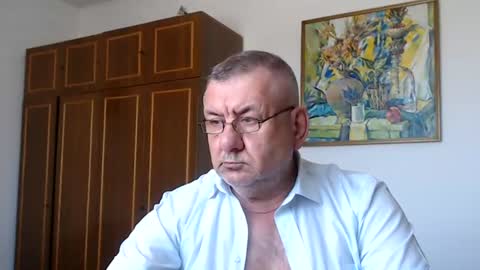 Macho online show from June 21, 12:08 pm