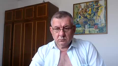 Macho online show from June 25, 12:09 pm