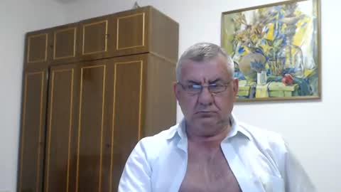 Macho online show from June 26, 6:45 pm