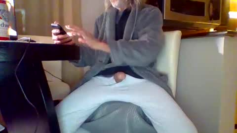 Snapshot of mack1960959307 chatting on December 8, 9:13 am Big mack 1 online show from December 8, 9:13 am