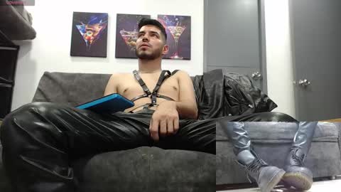 instagram mackdanielsx online show from December 2, 9:54 pm