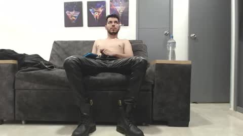instagram mackdanielsx online show from March 18, 10:24 pm