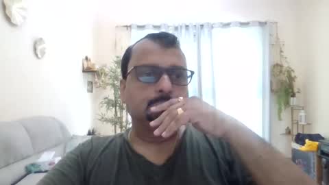 Snapshot of mackbe chatting on July 22, 9:56 am Mackbe online show from July 22, 9:56 am