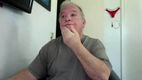 Snapshot of mackdocc001 chatting on October 16, 3:13 pm mackdocc001 online show from October 16, 3:13 pm