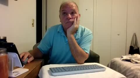 Snapshot of mackdocc001 chatting on July 28, 6:20 pm mackdocc001 online show from July 28, 6:20 pm