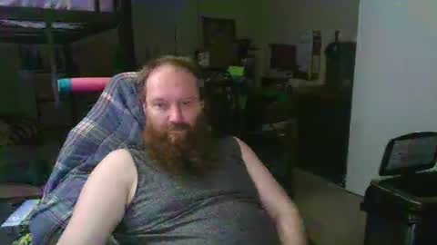 Snapshot of mackhere4u chatting on April 18, 5:11 am mackhere4u online show from April 18, 5:11 am