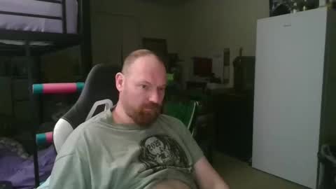 Snapshot of mackhere4u chatting on April 29, 2:48 am mackhere4u online show from April 29, 2:48 am