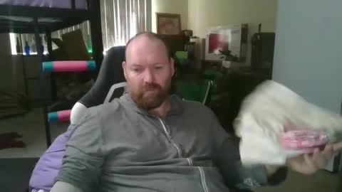 Snapshot of mackhere4u chatting on May 3, 11:55 pm mackhere4u online show from May 3, 11:55 pm
