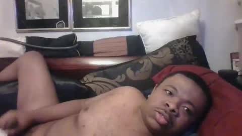 Snapshot of macksexy1996 chatting on October 13, 5:29 am Anthony online show from October 13, 5:29 am