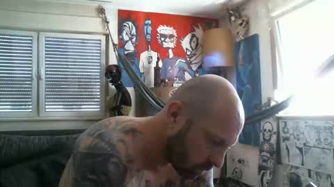 Manuel online show from September 13, 11:10 am