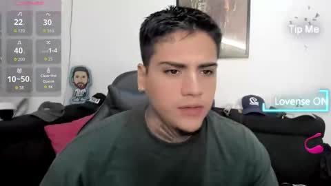 Snapshot of mad_maxxx1 chatting on November 14, 11:31 am max online show from November 14, 11:31 am