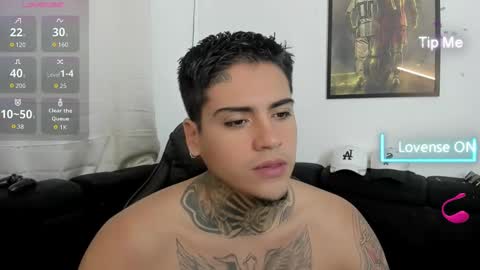 Snapshot of mad_maxxx1 chatting on November 19, 11:43 am max online show from November 19, 11:43 am