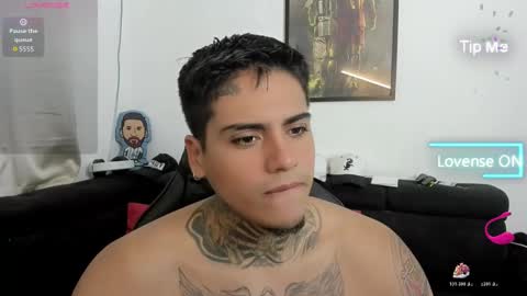 Snapshot of mad_maxxx1 chatting on November 20, 11:26 pm max online show from November 20, 11:26 pm