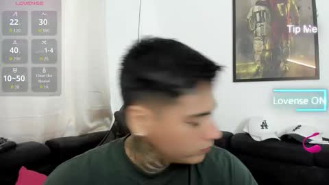 Snapshot of mad_maxxx1 chatting on November 29, 1:58 pm max online show from November 29, 1:58 pm