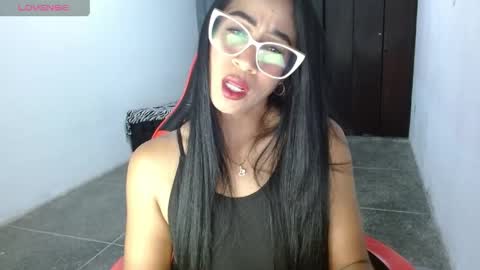 EMILY online show from May 31, 11:17 pm