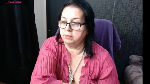 Snapshot of madam_sanjanne chatting on January 21, 6:00 am Madam Sanjanne online show from January 21, 6:00 am