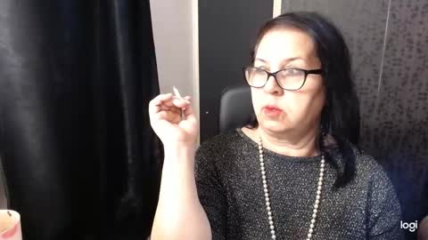 Snapshot of madam_sanjanne chatting on October 17, 2:26 am Madam Sanjanne online show from October 17, 2:26 am