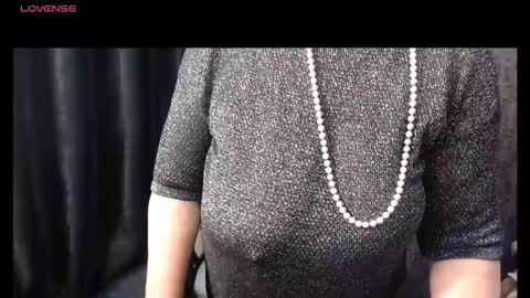 Snapshot of madam_sanjanne chatting on January 16, 11:31 pm Madam Sanjanne online show from January 16, 11:31 pm