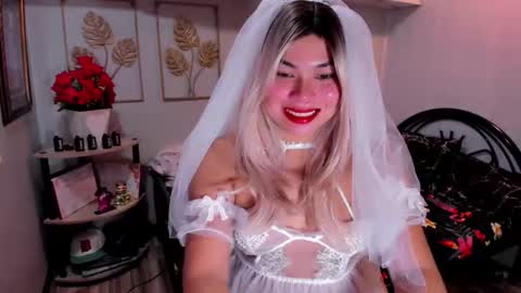 Ivy online show from October 27, 10:19 am