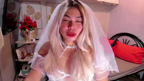 Ivy online show from November 28, 9:01 am