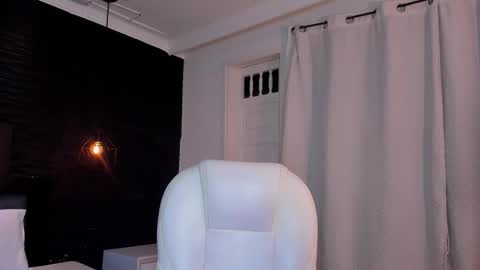  madame lilith  online show from January 16, 11:14 am