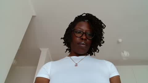 YourMadamIndigo online show from May 14, 10:00 am