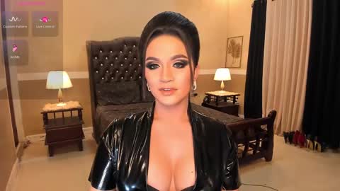 Snapshot of madammistressdominatrixxx chatting on February 21, 6:07 am Alison Kloss online show from February 21, 6:07 am