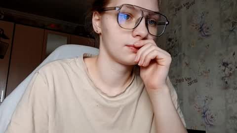 Emma online show from March 13, 5:36 am