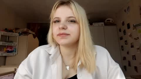 Sabrina online show from May 14, 7:59 am