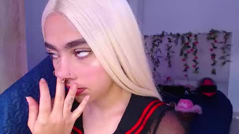 Maddie online show from October 14, 3:13 pm