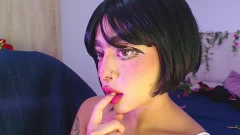 Snapshot of maddiiebrooks chatting on October 19, 10:21 pm Maddie online show from October 19, 10:21 pm