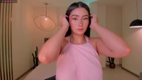Snapshot of maddisonlowe chatting on July 31, 9:47 pm Maddison online show from July 31, 9:47 pm