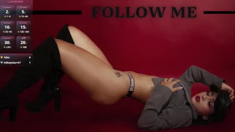 Maddy  online show from March 5, 2:23 pm