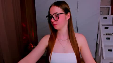 maddy_gate online show from April 28, 5:18 pm