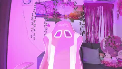 Snapshot of maddy_kraviiz chatting on January 28, 5:22 am Maddy3 online show from January 28, 5:22 am