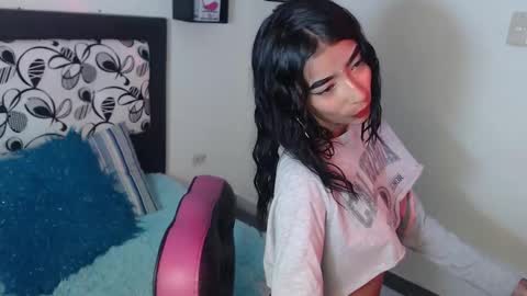 Maddy Parker  online show from January 14, 9:35 am