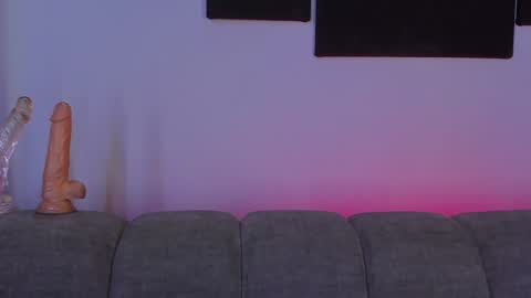 Snapshot of maddy_walker chatting on December 31, 12:43 am Maddy online show from December 31, 12:43 am