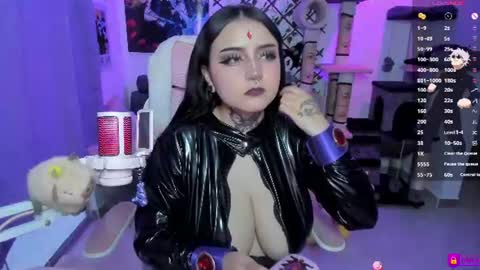 Maddy Foox online show from July 31, 11:26 pm