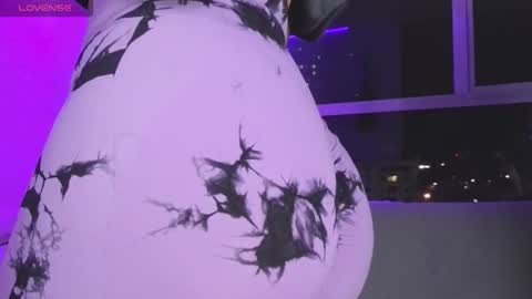 Snapshot of maddyghost chatting on November 9, 1:37 am Please followme and rate me your thumbs up online show from November 9, 1:37 am