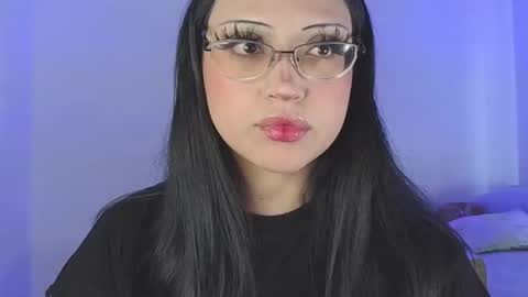 Snapshot of maddyghost chatting on December 15, 8:13 pm Please followme and rate me your thumbs up online show from December 15, 8:13 pm