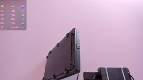 Snapshot of maddyjohnsonn chatting on January 30, 3:33 am maddyjohnsonn online show from January 30, 3:33 am