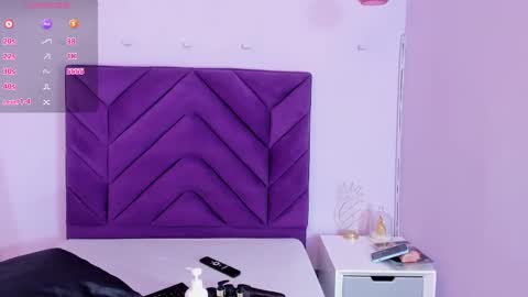 Snapshot of maddyjohnsonn chatting on February 27, 3:36 am maddyjohnsonn online show from February 27, 3:36 am