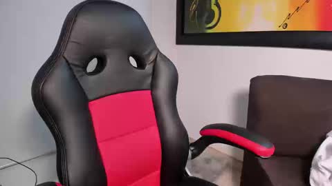 Madelaine  online show from March 12, 10:49 pm