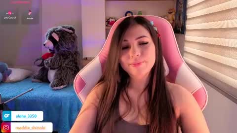 Emily     Only Fans  online show from June 19, 8:23 pm