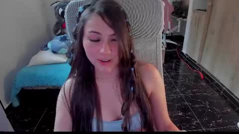 Emily     Only Fans  online show from June 20, 8:55 pm
