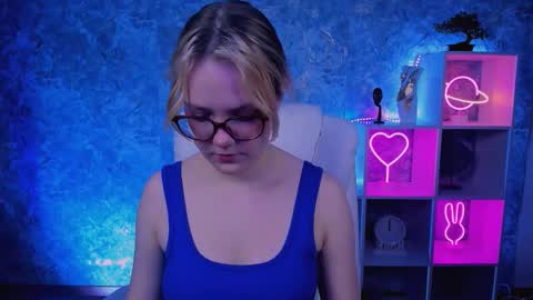 Madeline online show from March 14, 8:36 pm