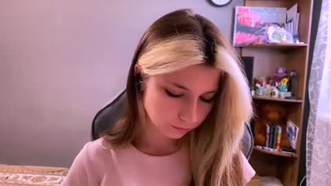 Alice online show from July 24, 2:48 pm